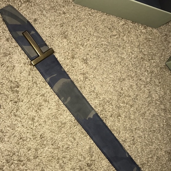 Tom Ford Reversible Belt - Picture 6 of 8